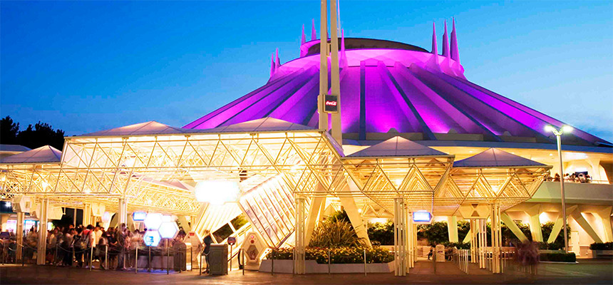 tokyo disneyland space mountain